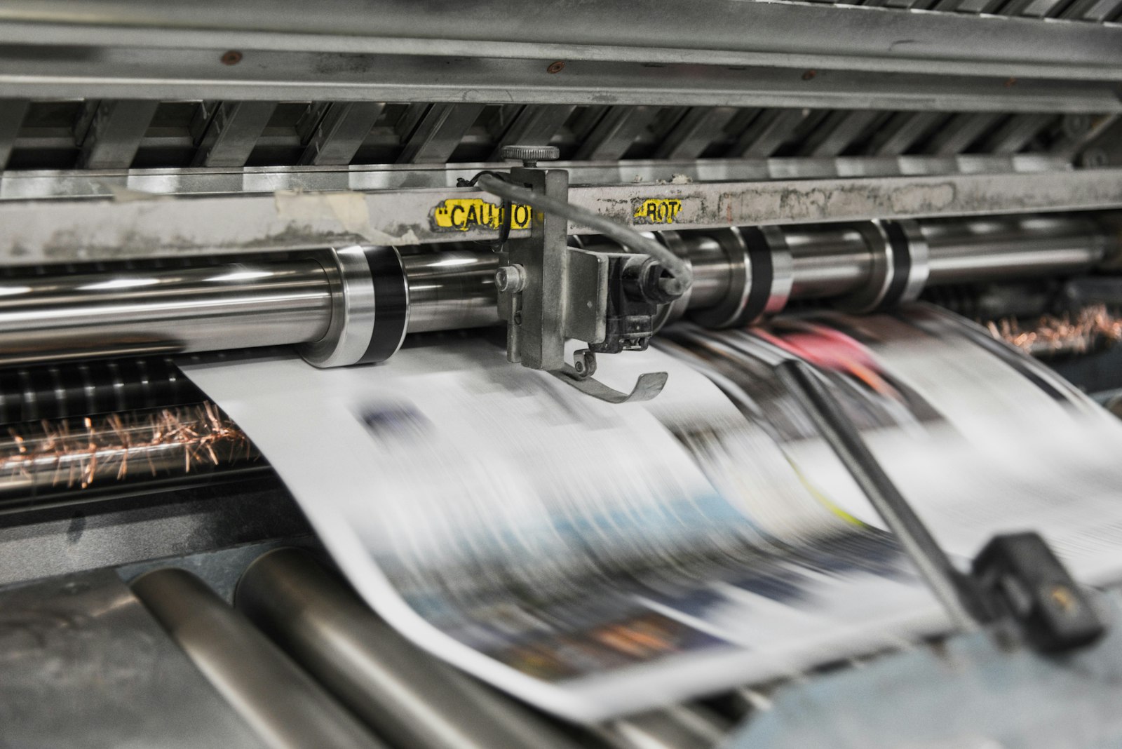 Digital PR: Druckmaschine als Symbol für Presse- und Medienarbeit