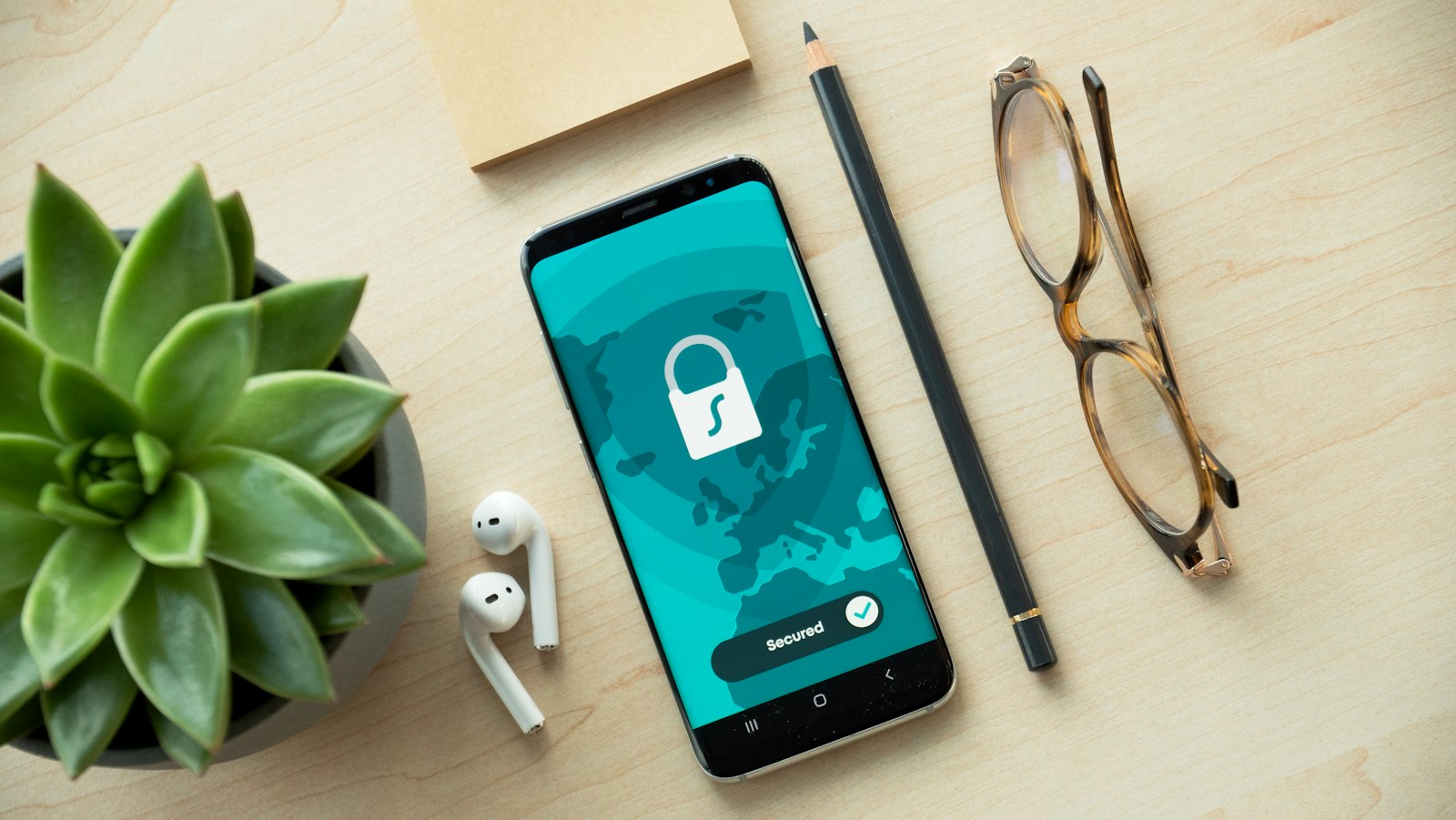 Smartphone mit Schloss-Symbol