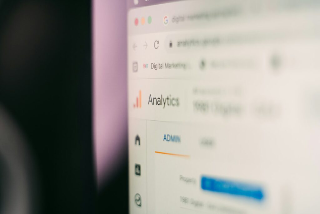 Sistrix-Alternativen im Einsatz: Nahaufnahme eines Bildschirms mit Analysedaten